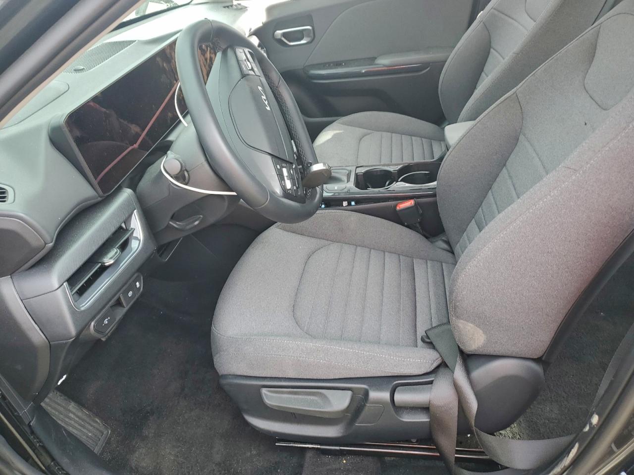 2025 Kia K4 Ex VIN: 3KPFU4DEXSE153670 Lot: 93866935