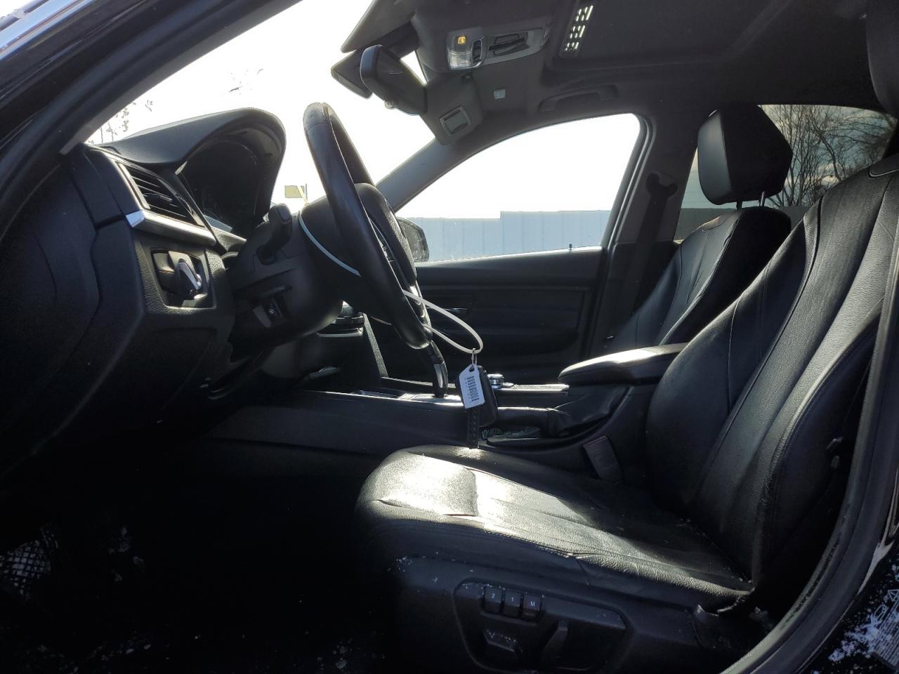 2013 BMW 328 Xi VIN: WBA3B3C52DJ976262 Lot: 90608825