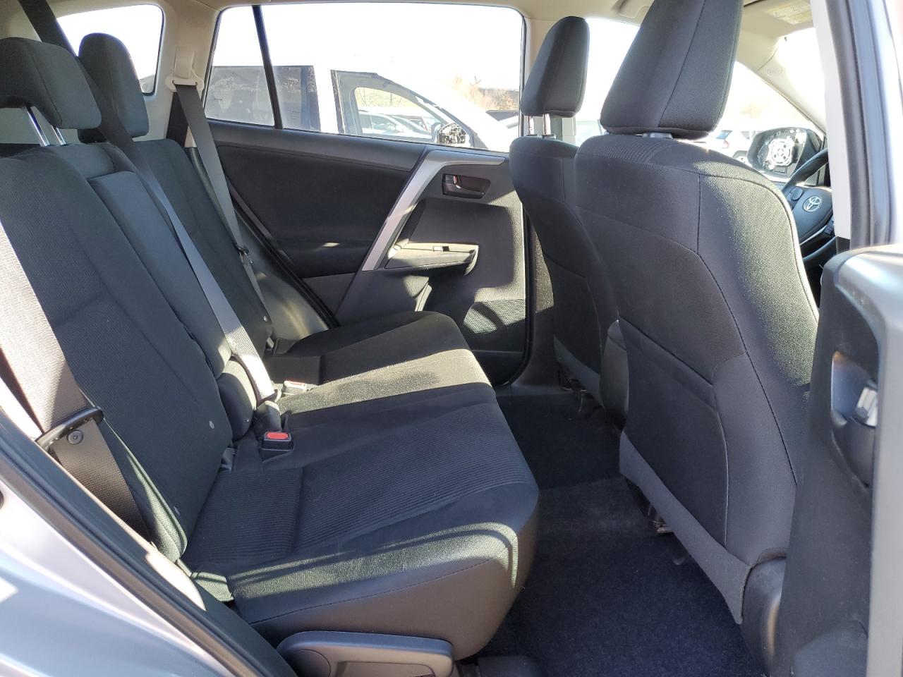 2017 Toyota Rav4 Le VIN: 2T3BFREV4HW633317 Lot: 93045335