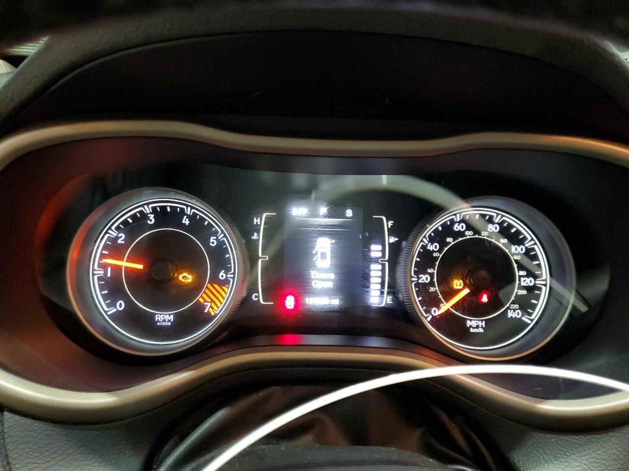 2015 Jeep Cherokee Latitude VIN: 1C4PJLCB4FW731269 Lot: 92585355