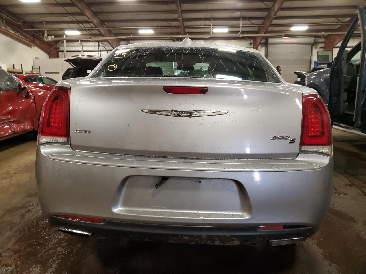 2015 Chrysler 300 S VIN: 2C3CCAGG2FH927183 Lot: 92384555