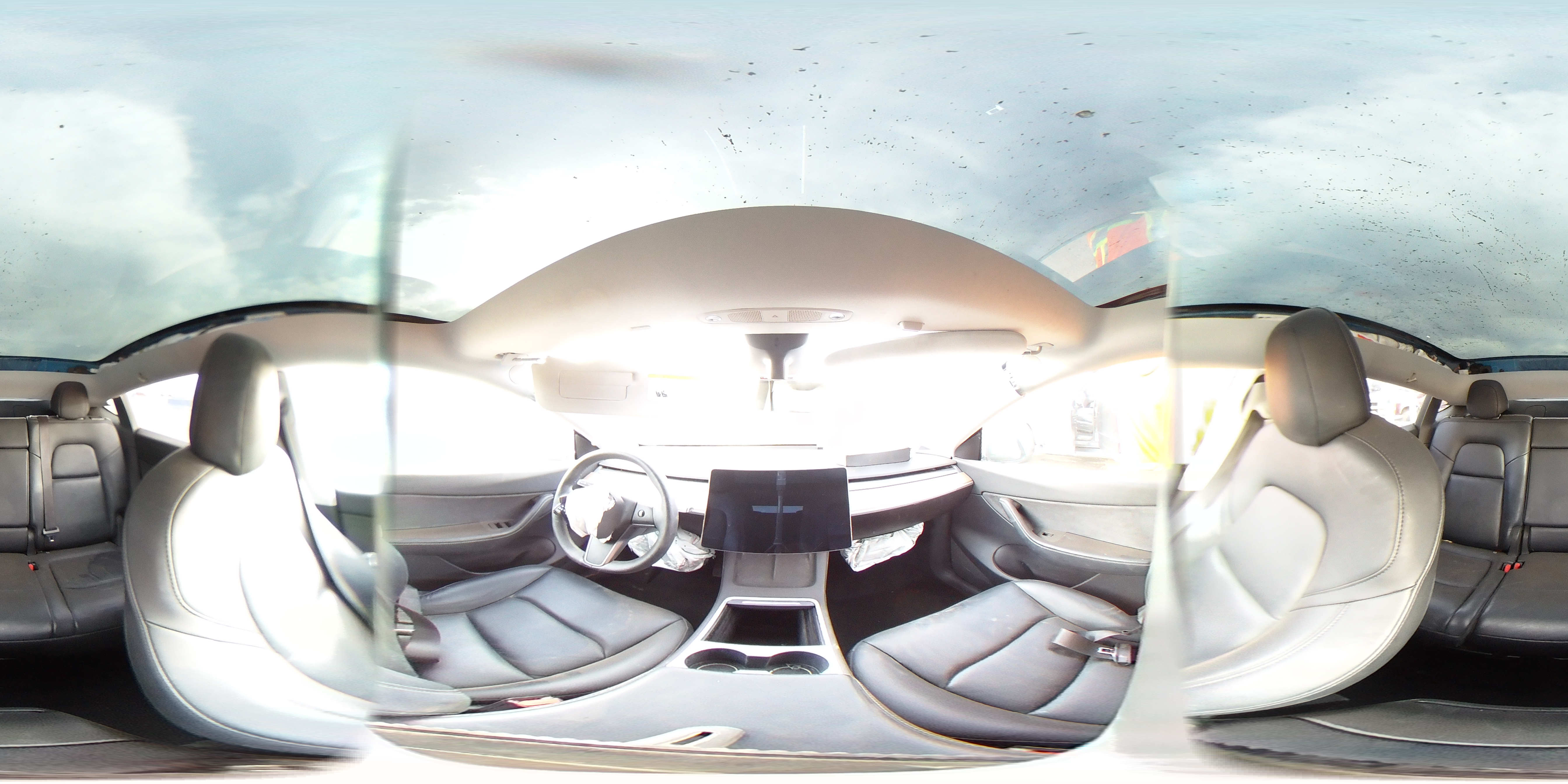 2021 Tesla Model Y VIN: 5YJYGAEE3MF180042 Lot: 92395875