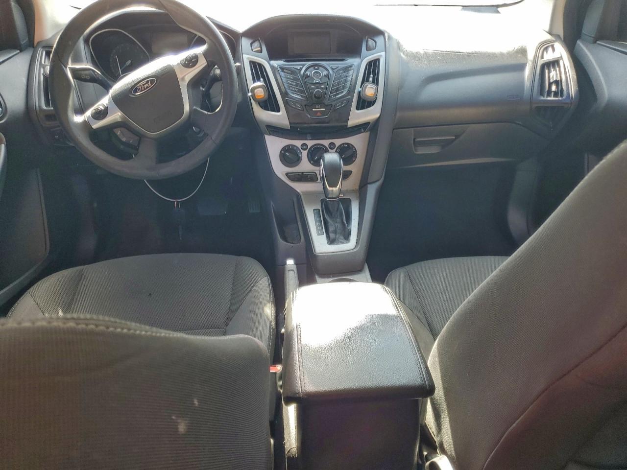 2014 Ford Focus Se VIN: 1FADP3F20EL165260 Lot: 94064565