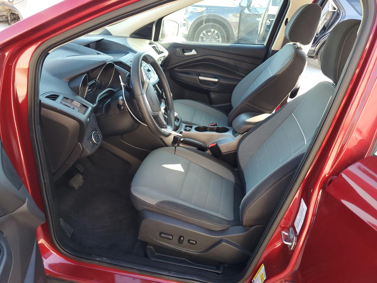 2015 Ford Escape Se VIN: 1FMCU0GX0FUB28854 Lot: 91669375