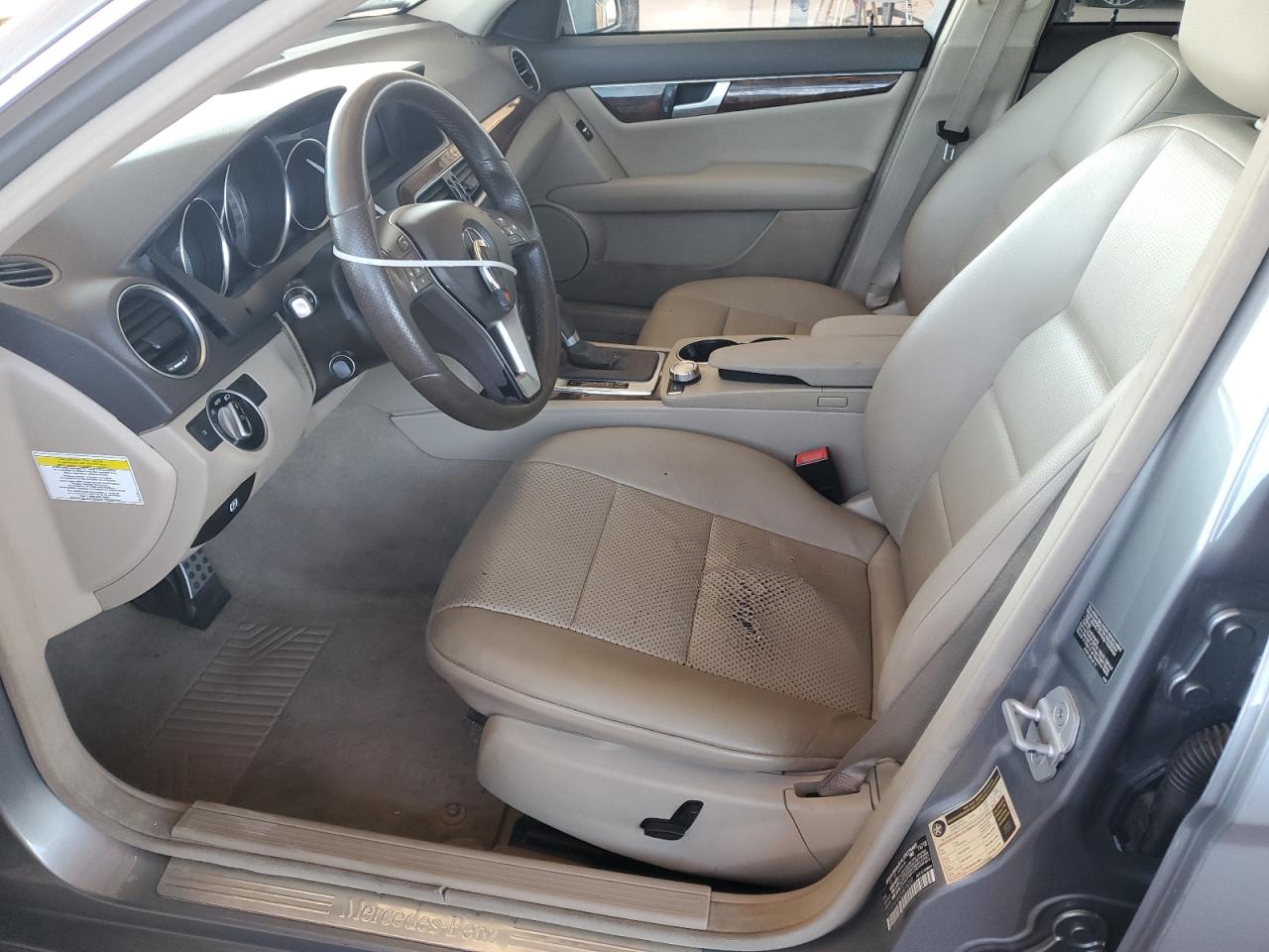 2013 Mercedes-Benz C 250 VIN: WDDGF4HB0DA816030 Lot: 90843685