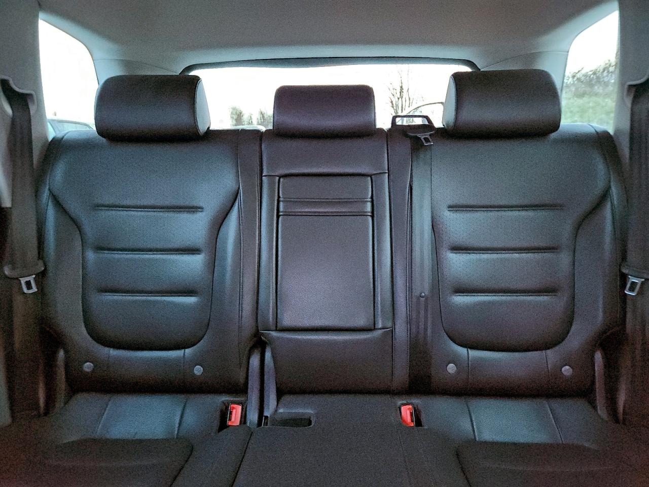 2013 Volkswagen Touareg V6 Tdi VIN: WVGEP9BP4DD013554 Lot: 93680645