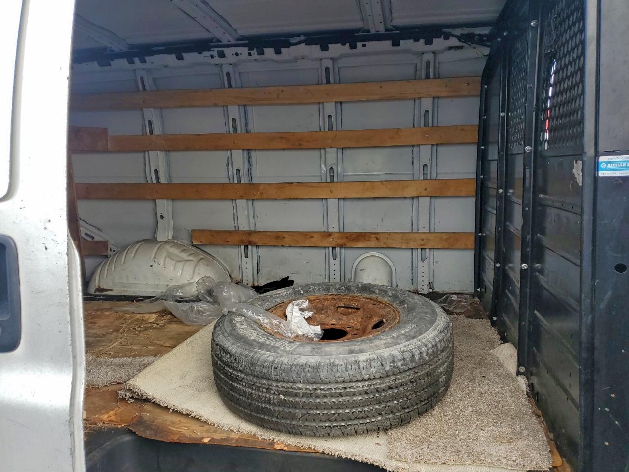 2018 GMC Savana G2500 VIN: 1GTW7AFG6J1912367 Lot: 93964235