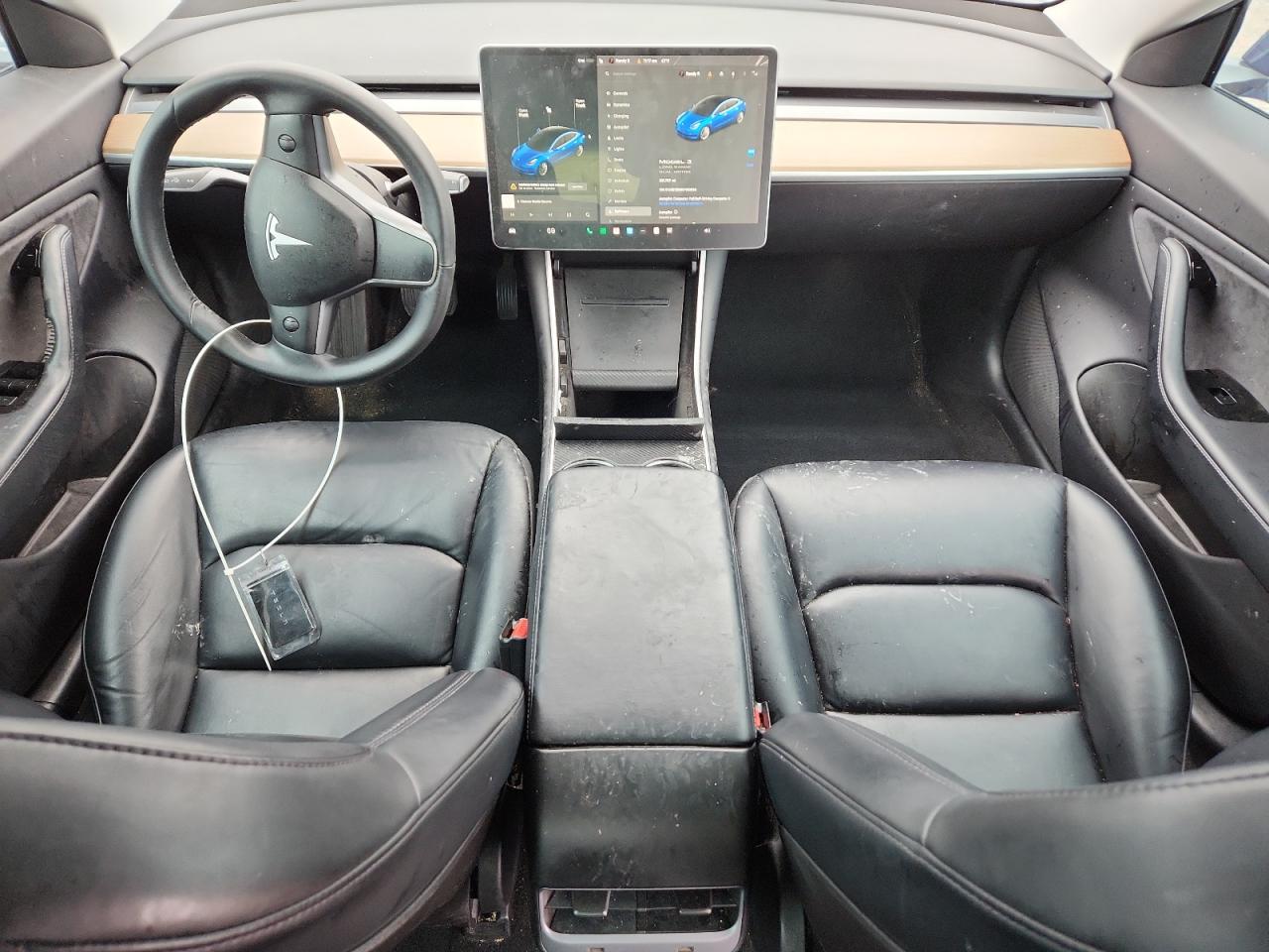 2019 Tesla Model 3 VIN: 5YJ3E1EB9KF453990 Lot: 93742275