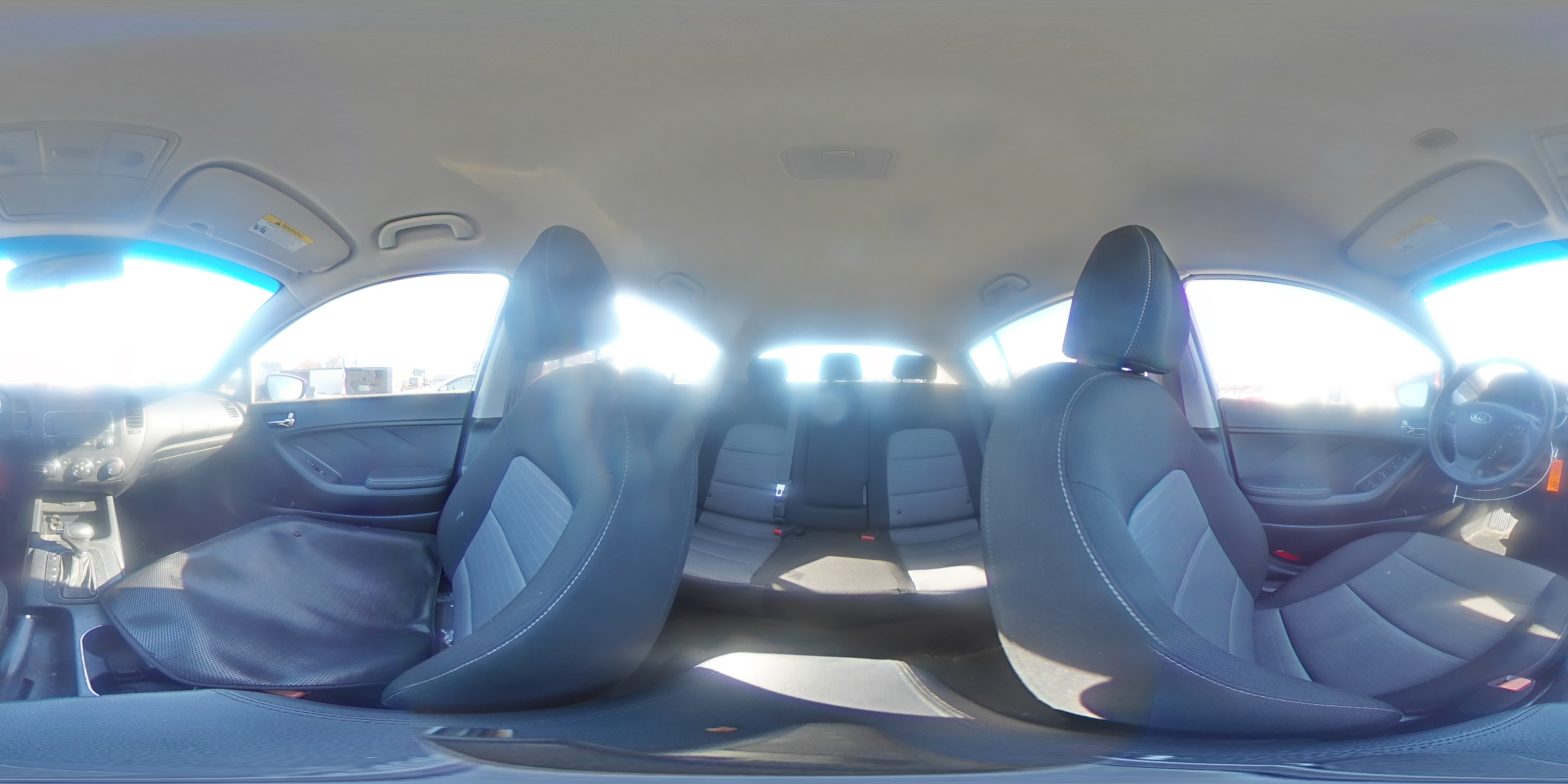 2016 Kia Forte Ex VIN: KNAFX5A89G5588689 Lot: 92267625