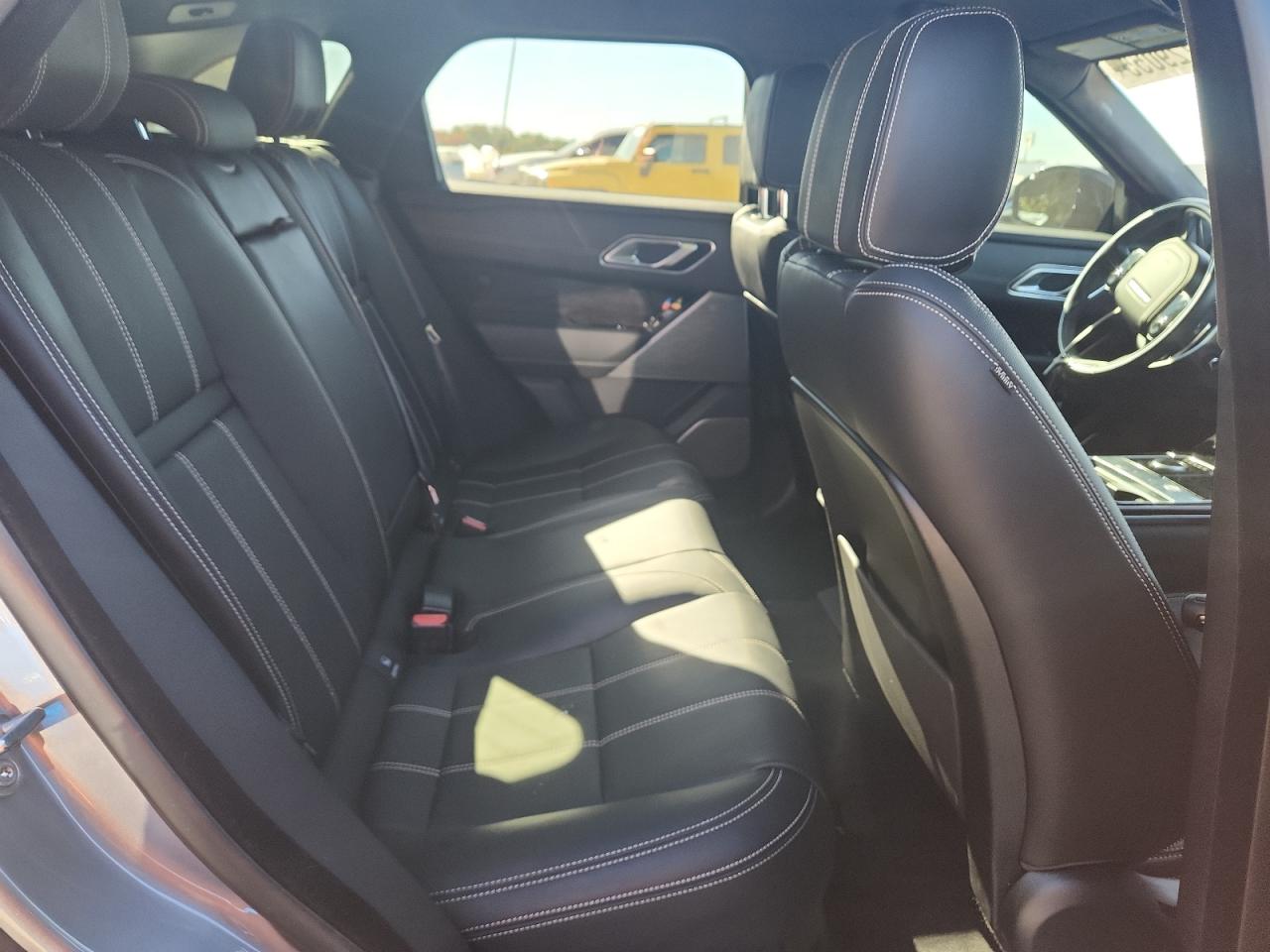 2020 Land Rover Range Rover Velar S VIN: SALYB2EX1LA238025 Lot: 92729055