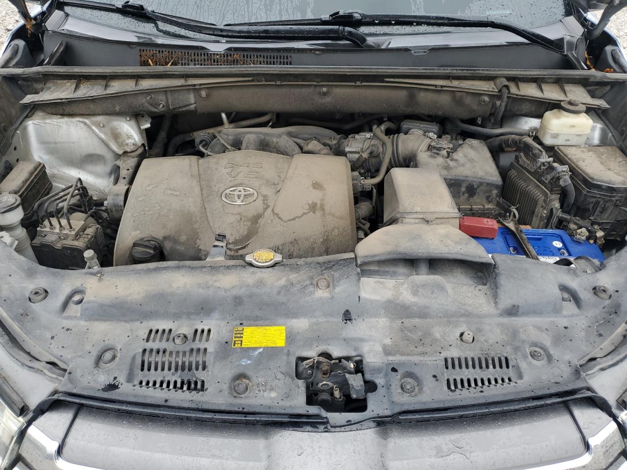 2017 Toyota Highlander Limited VIN: 5TDDZRFH8HS374857 Lot: 91825235