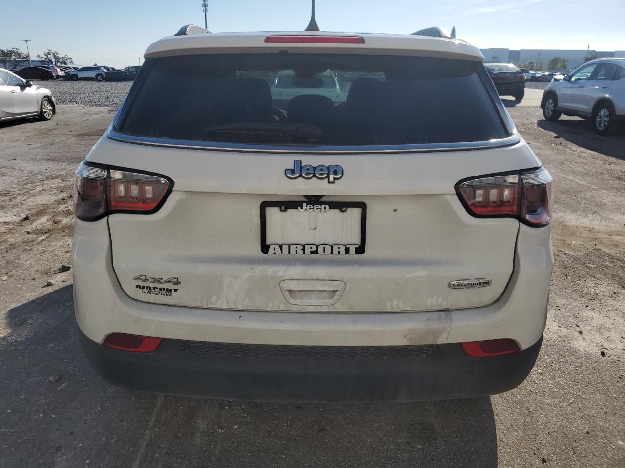 2024 Jeep Compass Latitude Lux VIN: 3C4NJDFN2RT126051 Lot: 92736695