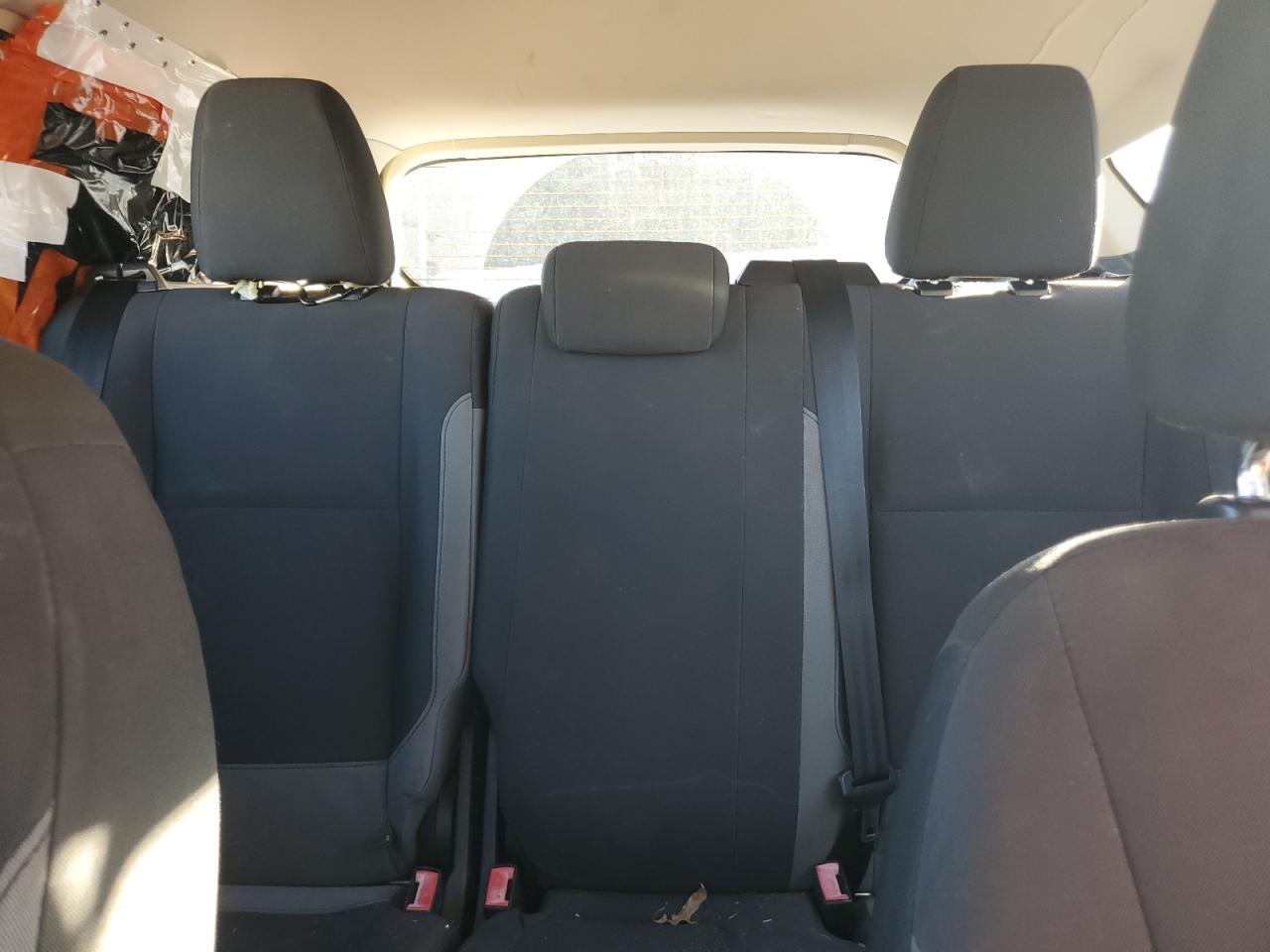 2015 Ford Escape S VIN: 1FMCU0F7XFUC00905 Lot: 92135575