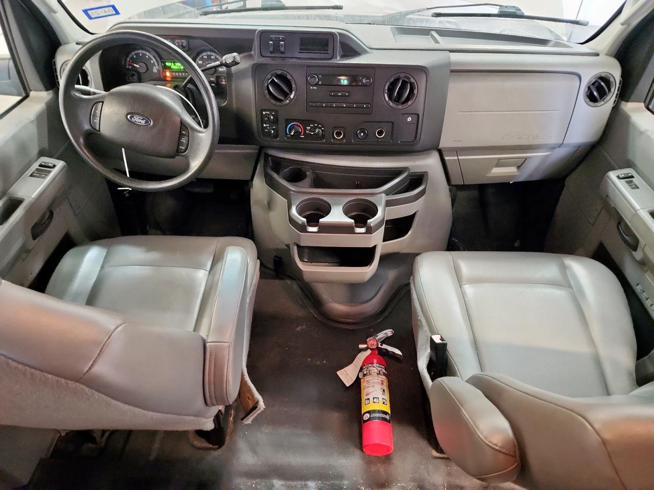 2013 Ford Econoline E350 Super Duty Wagon VIN: 1FBNE3BL7DDA90170 Lot: 92715375