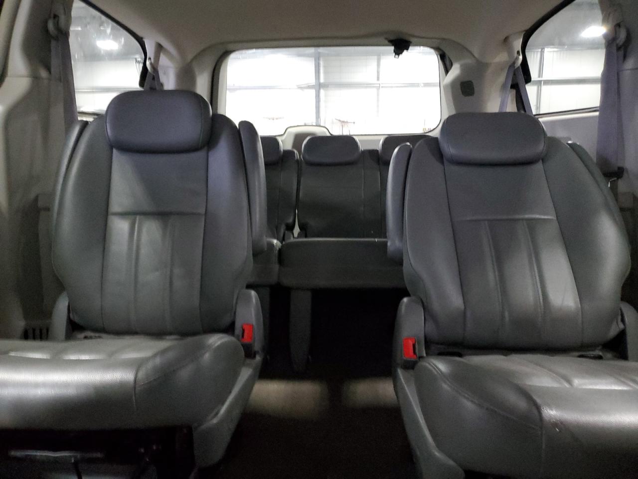 2010 Dodge Grand Caravan Sxt VIN: 2D4RN5DX3AR123301 Lot: 90545235