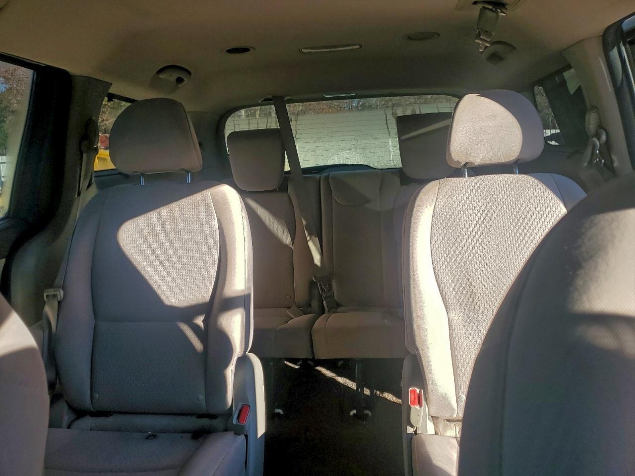 2016 Kia Sedona Lx VIN: KNDMB5C16G6195509 Lot: 94046145