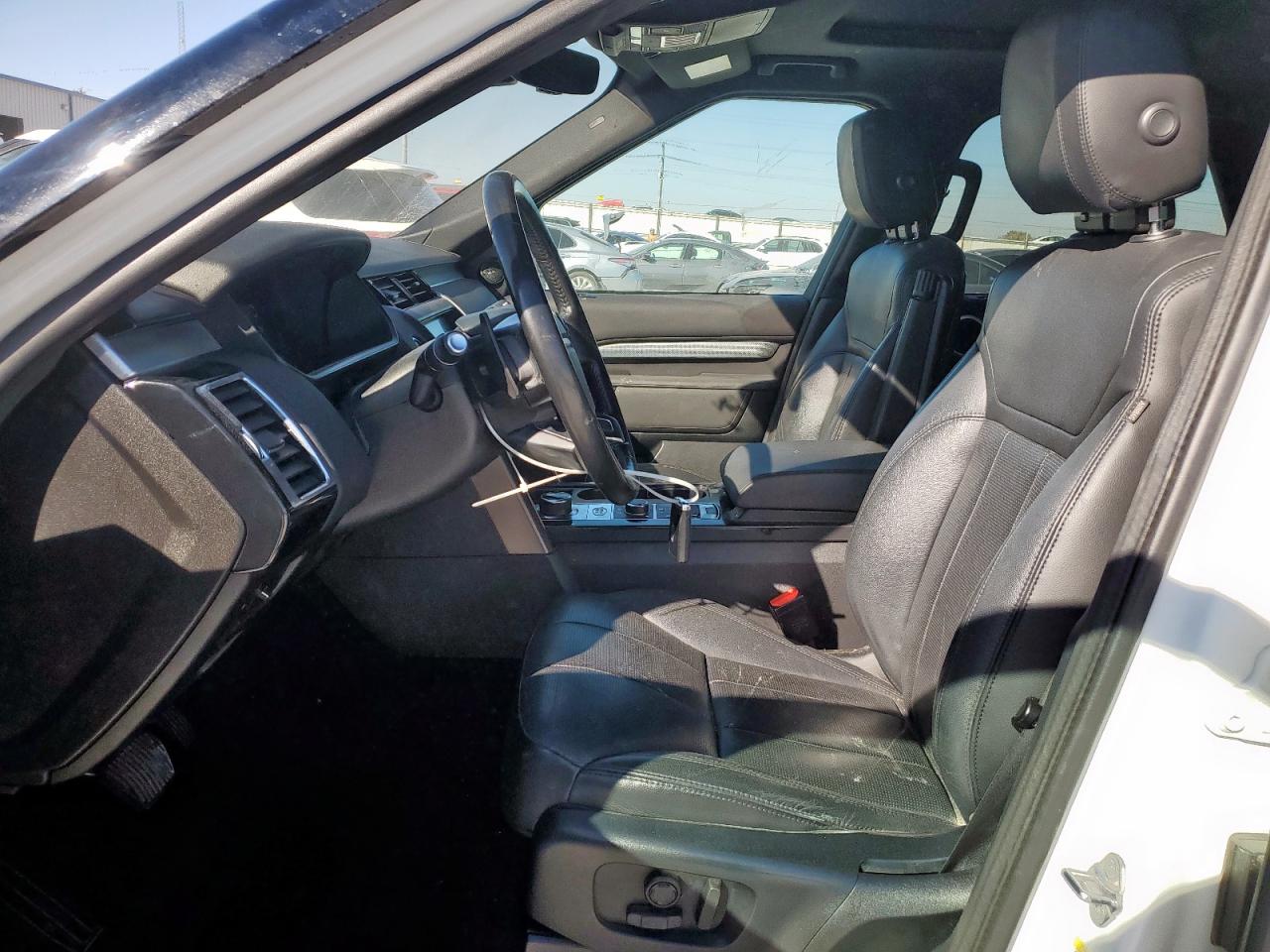 2020 Land Rover Discovery Landmark VIN: SALRU2RV2L2415635 Lot: 91668895