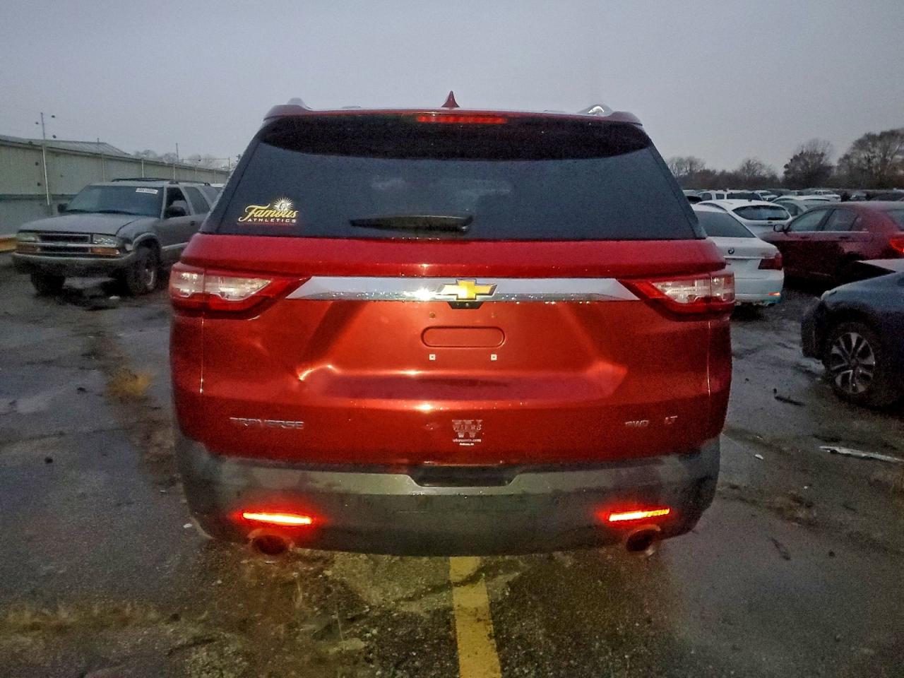 2018 Chevrolet Traverse Lt VIN: 1GNEVHKW3JJ249354 Lot: 93665655