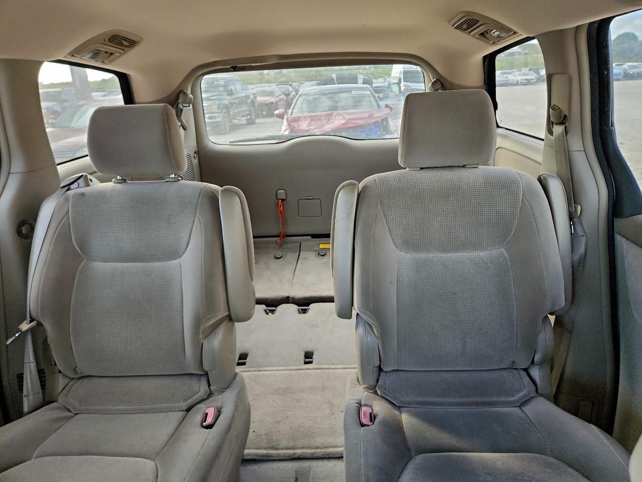 2004 Toyota Sienna Ce VIN: 5TDZA23C34S097199 Lot: 94516965