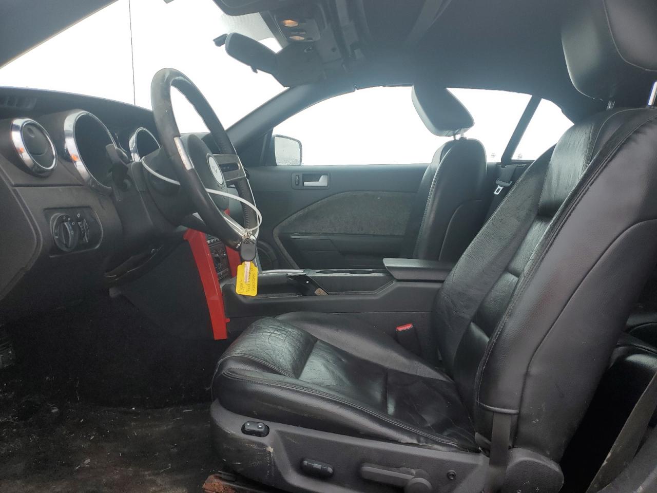 2007 Ford Mustang VIN: 1ZVFT84N975322572 Lot: 92823295