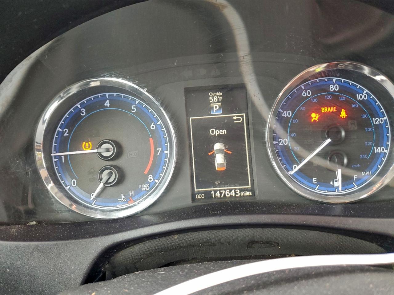 2017 Toyota Corolla L VIN: 5YFBURHE3HP597938 Lot: 93965975