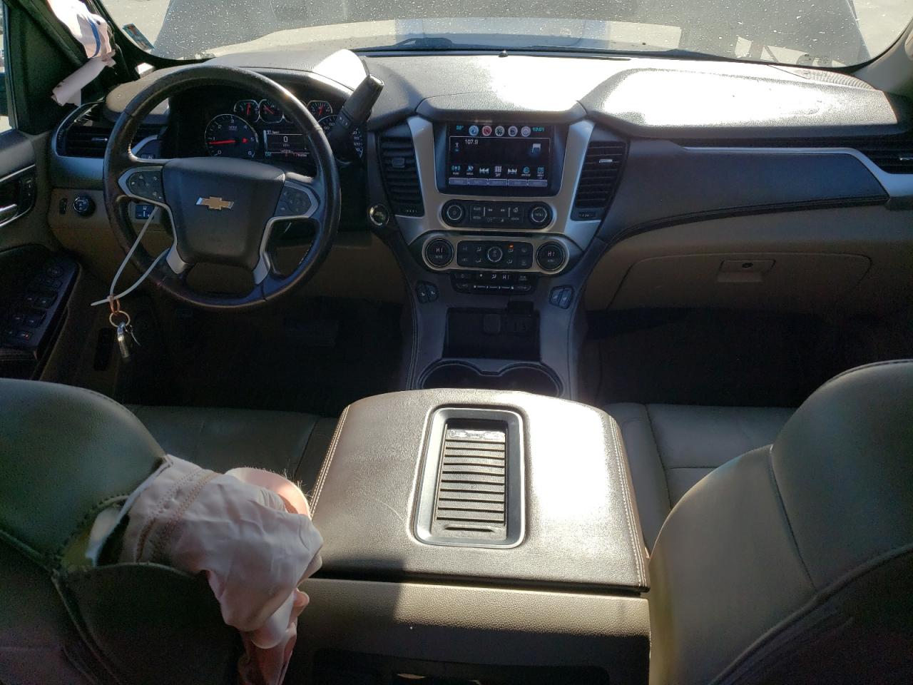 2016 Chevrolet Suburban C1500 Lt VIN: 1GNSCHKC5GR467191 Lot: 92852425