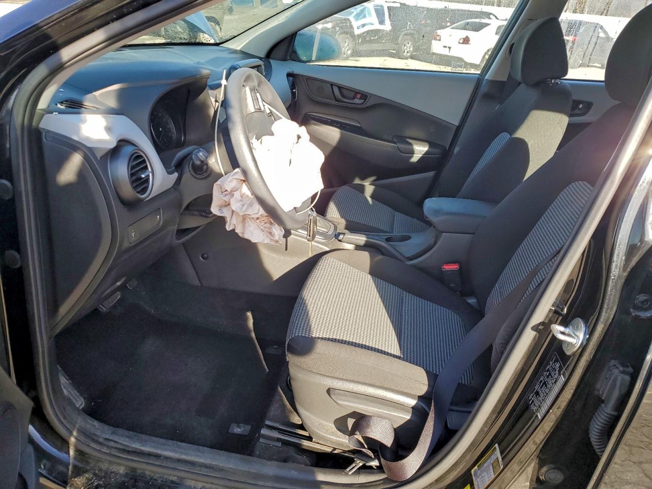 2018 Hyundai Kona Se VIN: KM8K1CAA1JU114688 Lot: 93503885