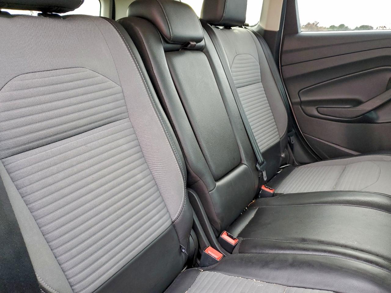 2017 Ford Escape Se VIN: 1FMCU9GD9HUB84899 Lot: 94468765