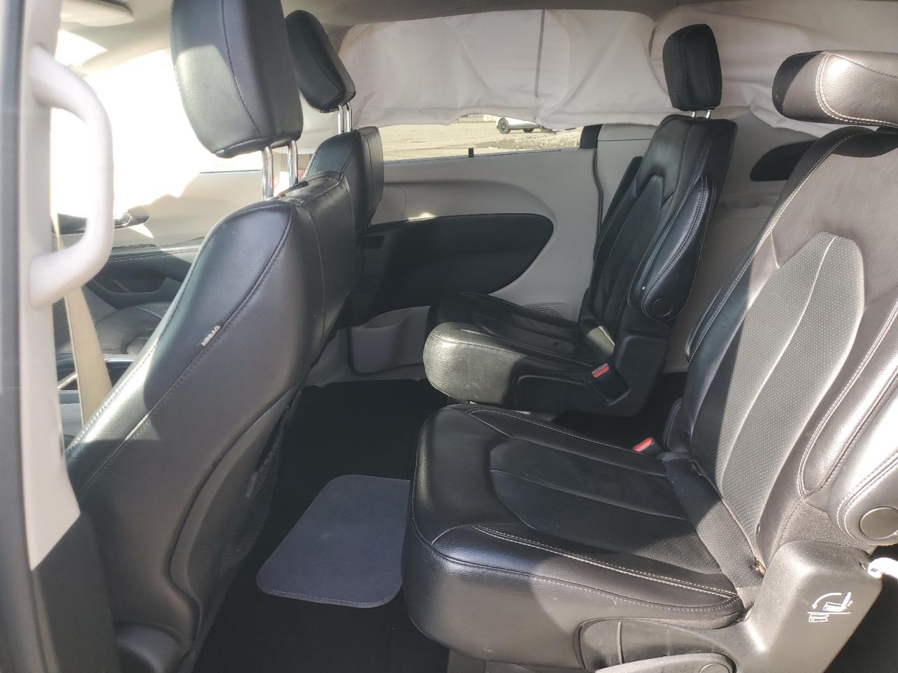 2022 Chrysler Pacifica Touring L VIN: 2C4RC1BG8NR115487 Lot: 93098595