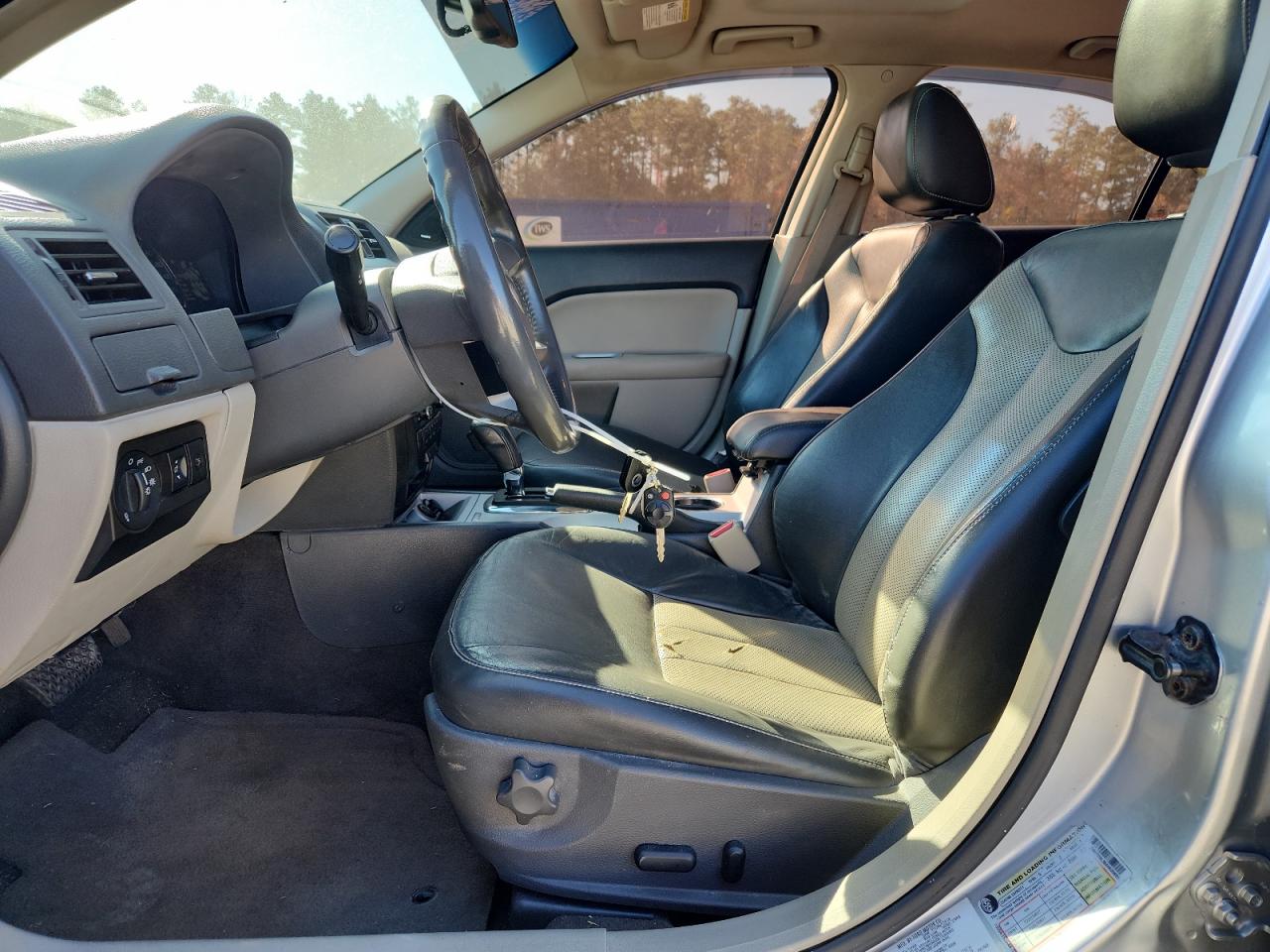 2010 Mercury Milan Hybrid VIN: 3MEDM0L36AR609685 Lot: 93565065