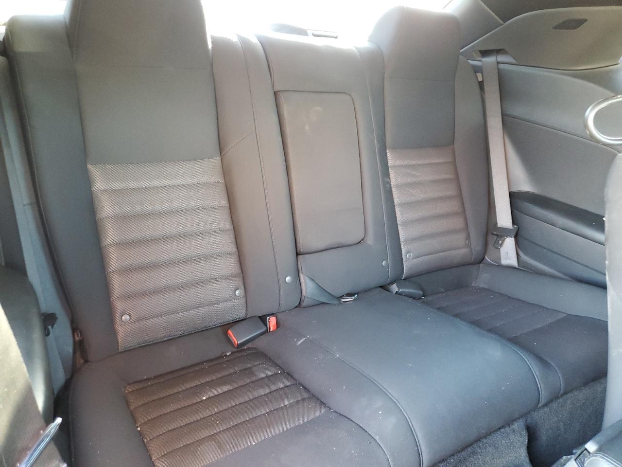 2010 Dodge Challenger Se VIN: 2B3CJ4DV1AH261711 Lot: 92329125