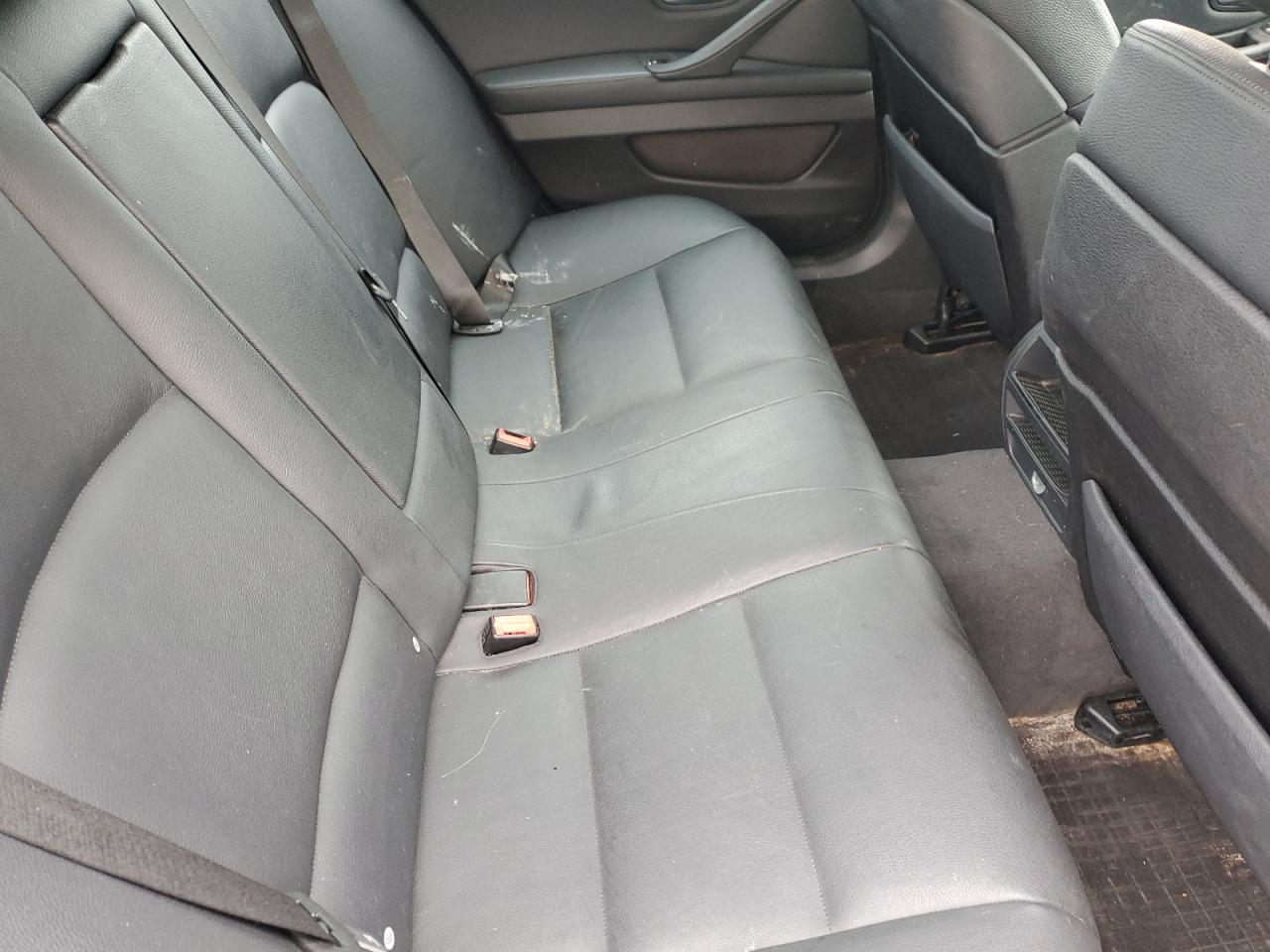 Фото: WBAFR9C50BC599475