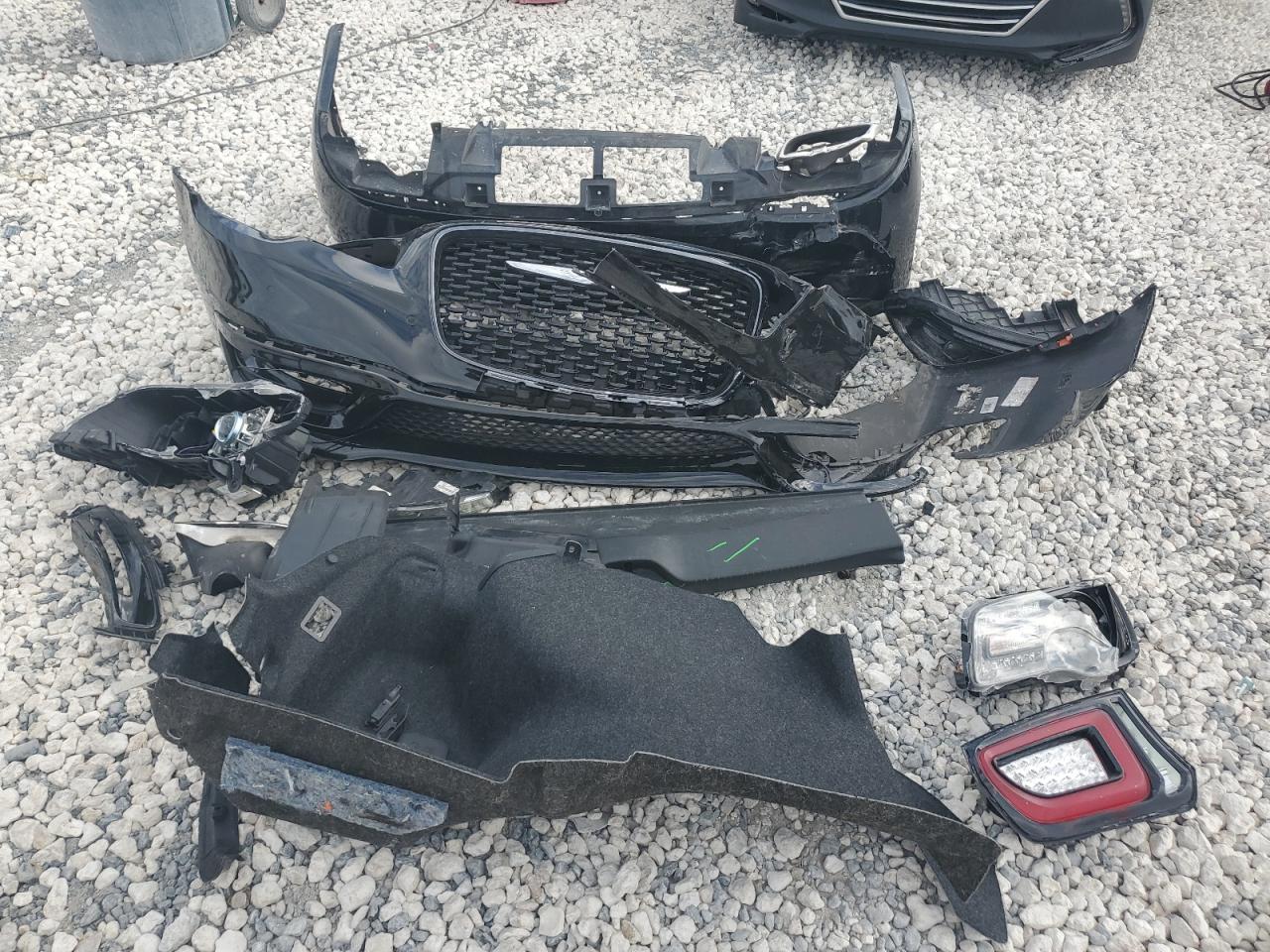 2019 Chrysler 300 S VIN: 2C3CCABT6KH682502 Lot: 91202375