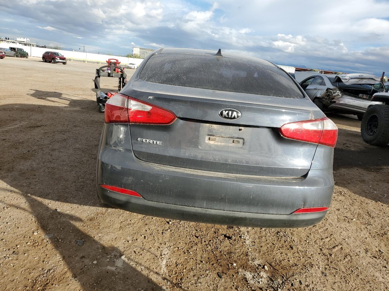 2015 Kia Forte Lx VIN: KNAFX4A61F5275479 Lot: 92678875