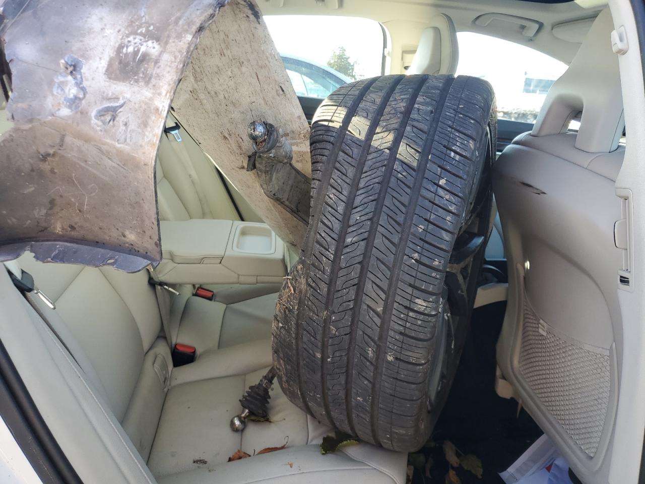 2017 Volvo S90 T6 Momentum VIN: YV1A22MK4H1012089 Lot: 92360395