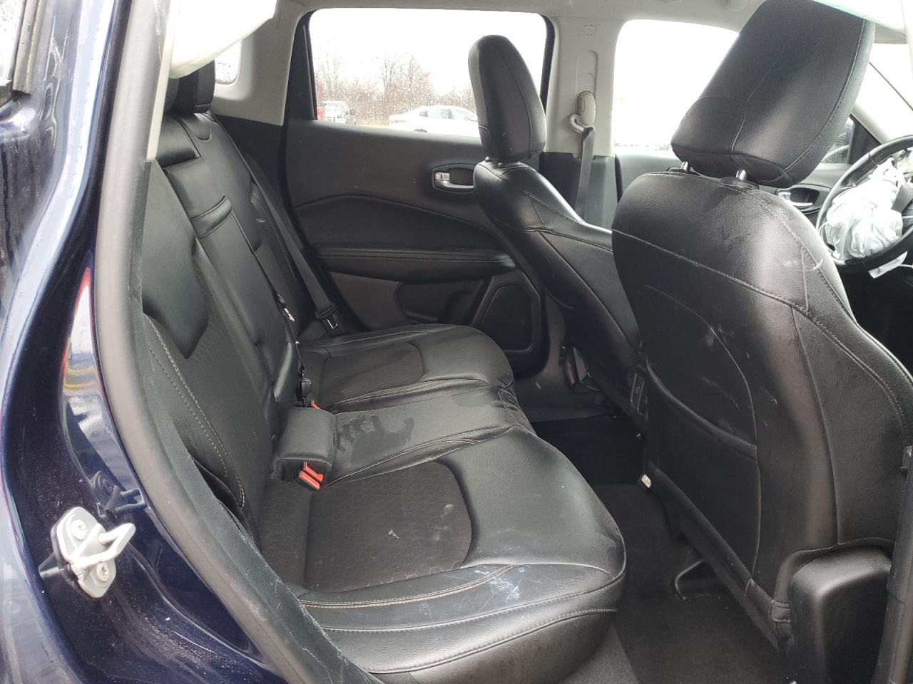 2018 Jeep Compass Latitude VIN: 3C4NJDBB9JT253198 Lot: 93248675