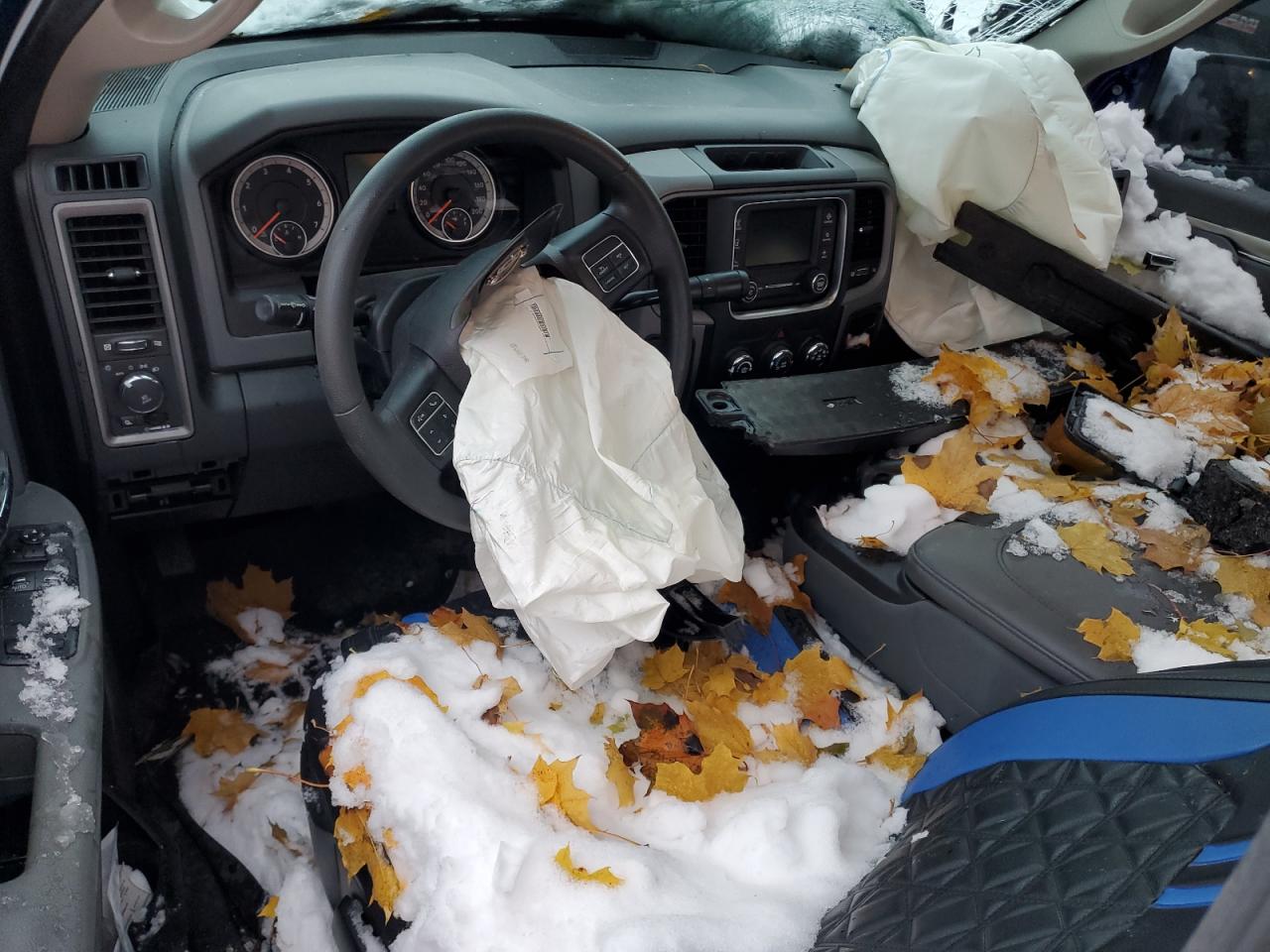 2018 Ram 1500 St VIN: 3C6JR7AT6JG195764 Lot: 90031005