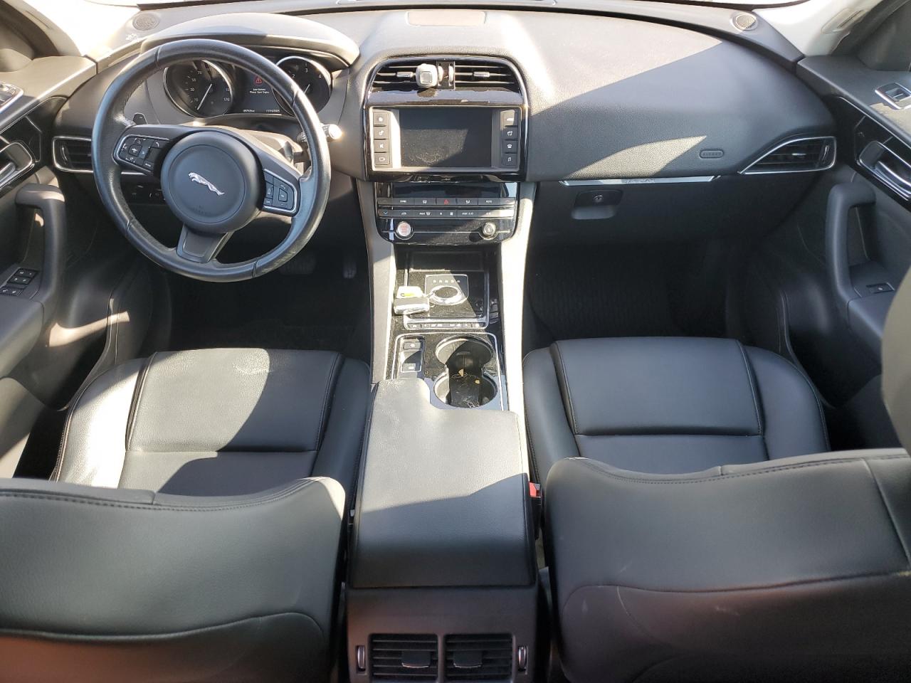 2017 Jaguar F-Pace Premium VIN: SADCJ2BN4HA095087 Lot: 92420865