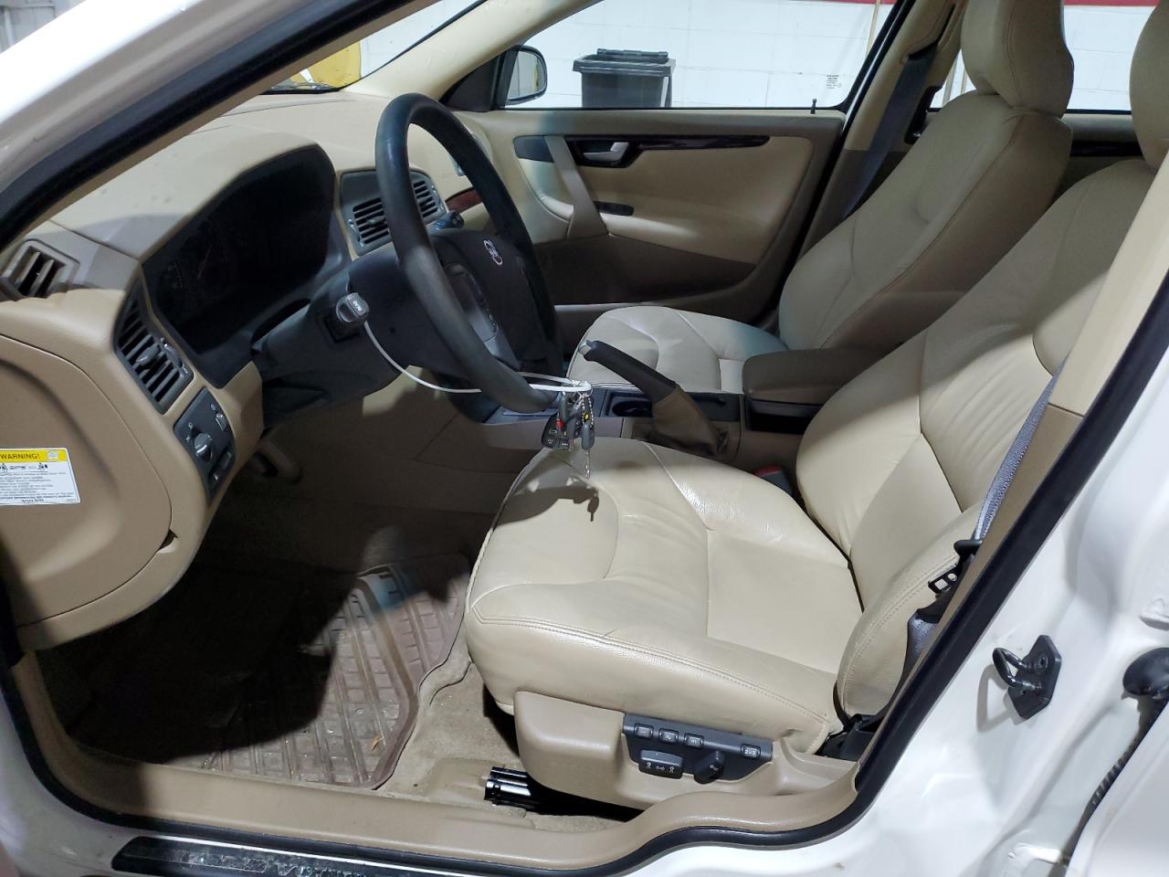 2003 Volvo V70 VIN: YV1SJ59H832322531 Lot: 93194415