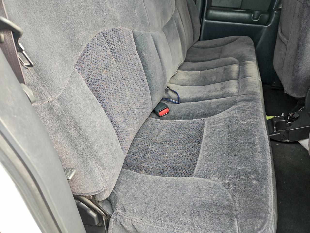 2002 Chevrolet Silverado C1500 VIN: 2GCEC19T721144152 Lot: 94160095