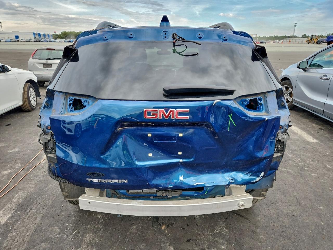 2020 GMC Terrain Sle VIN: 3GKALMEV7LL296038 Lot: 94424035