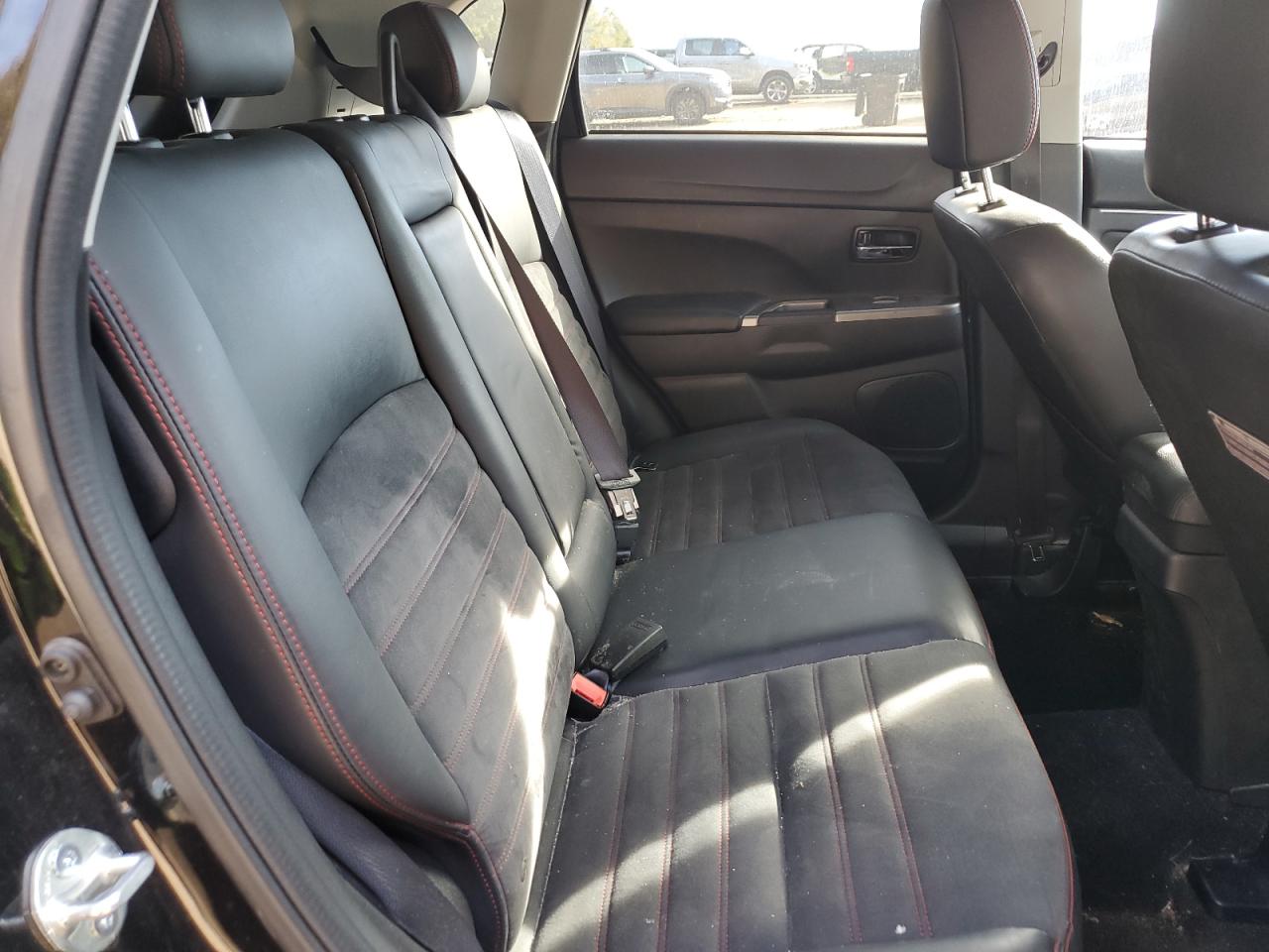 2018 Mitsubishi Outlander Sport Es VIN: JA4AP3AW4JU020244 Lot: 93197515