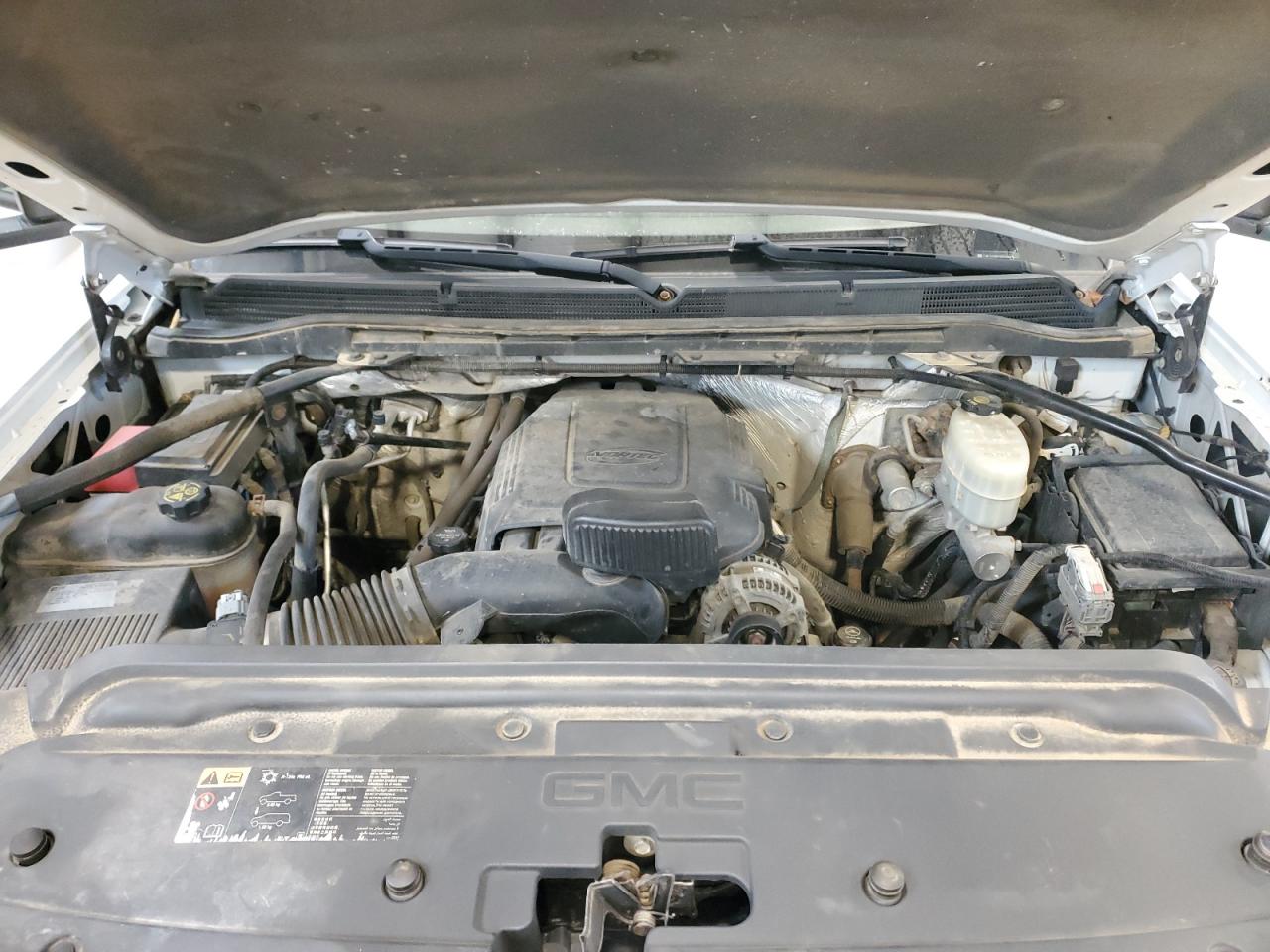 2015 GMC Sierra K2500 Heavy Duty VIN: 1GT12XEG3FF526402 Lot: 91234805