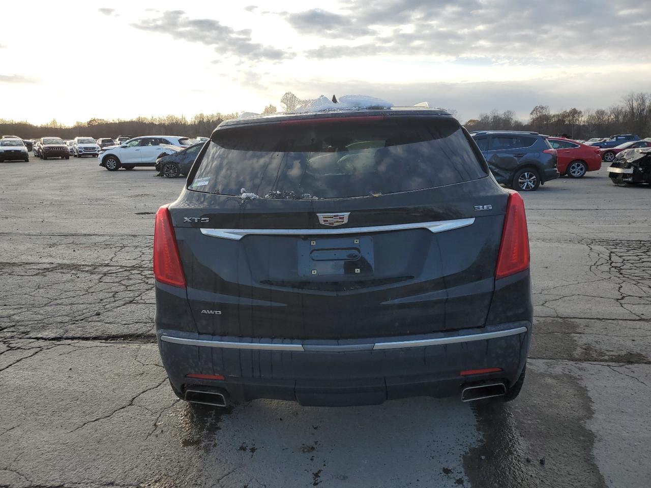 2018 Cadillac Xt5 Premium Luxury VIN: 1GYKNFRS7JZ188038 Lot: 92229695
