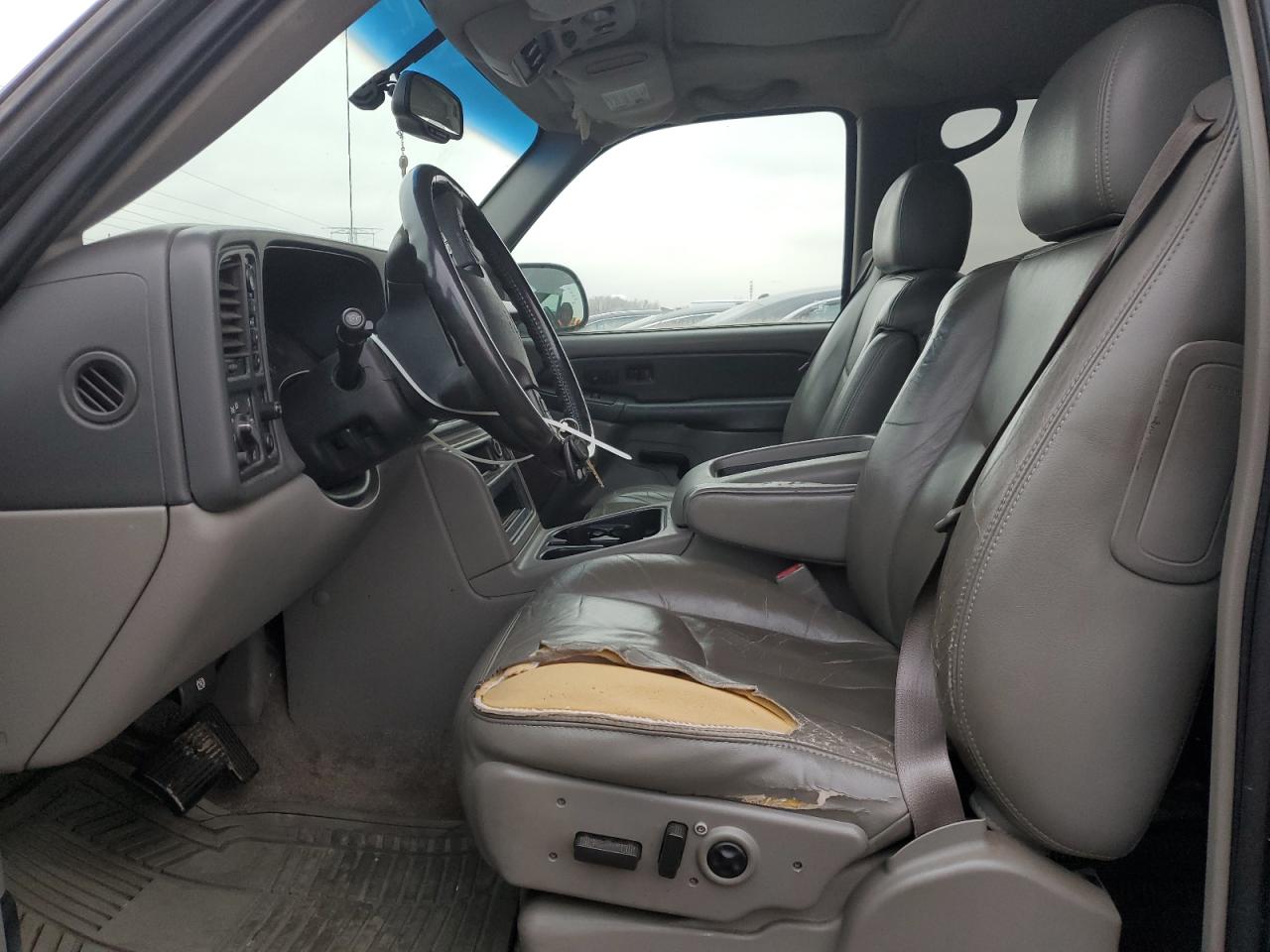 2003 Chevrolet Tahoe K1500 VIN: 1GNEK13Z13J276502 Lot: 92748795