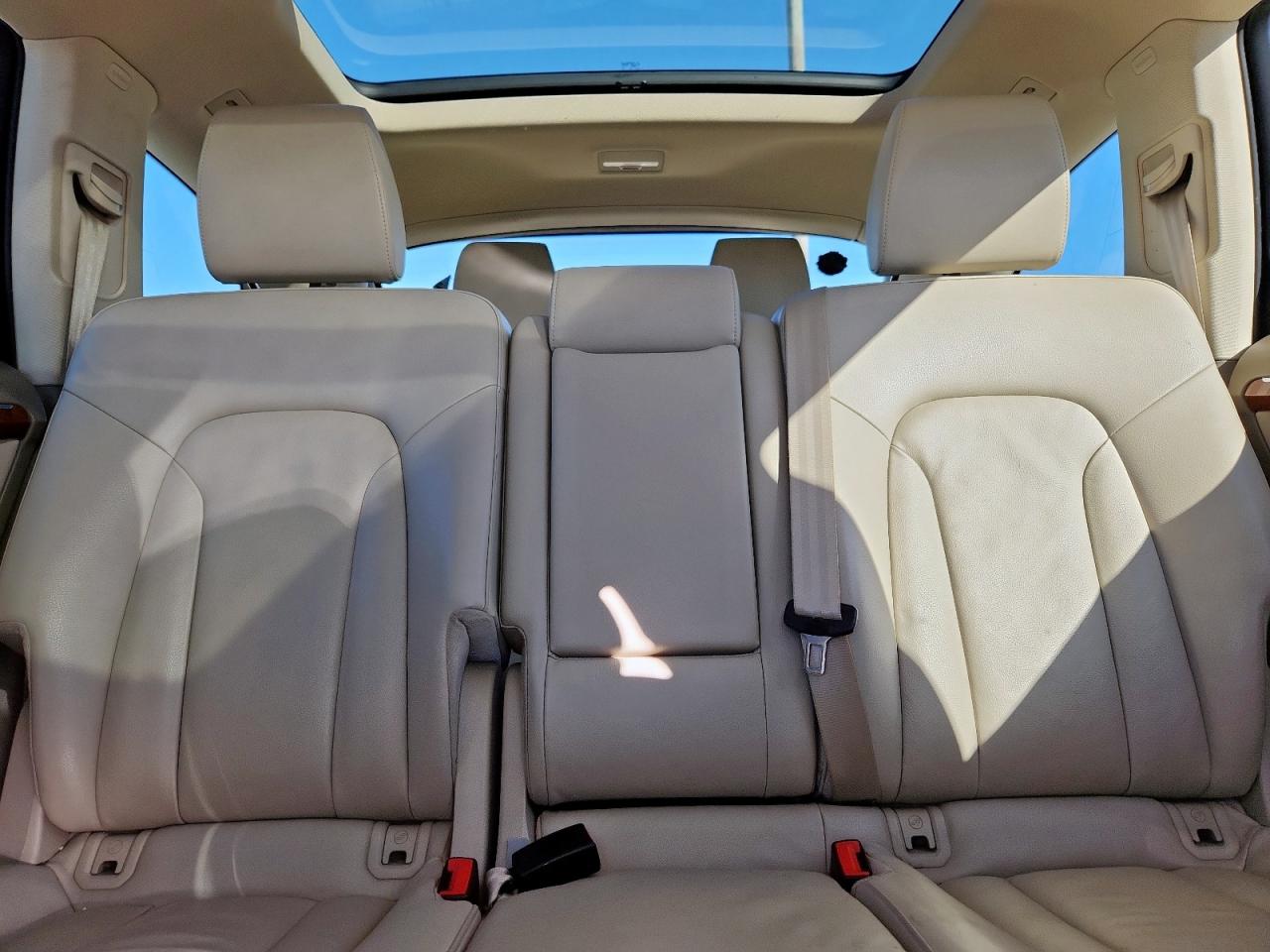 2015 Audi Q7 Premium Plus VIN: WA1LGAFE0FD024831 Lot: 92261455