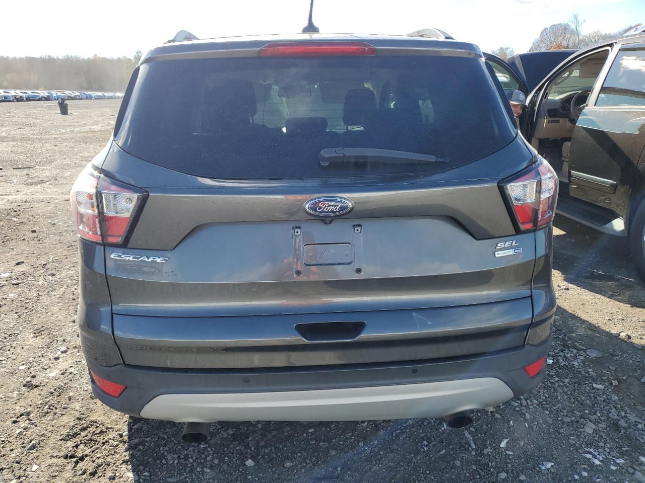 2018 Ford Escape Sel VIN: 1FMCU9HD5JUB01859 Lot: 92183855