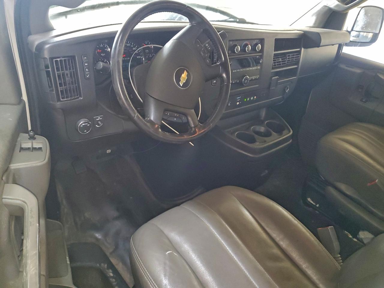 2021 Chevrolet Express G2500 Delivery Van VIN: 1GCWGAF79M1181082 Lot: 93417305