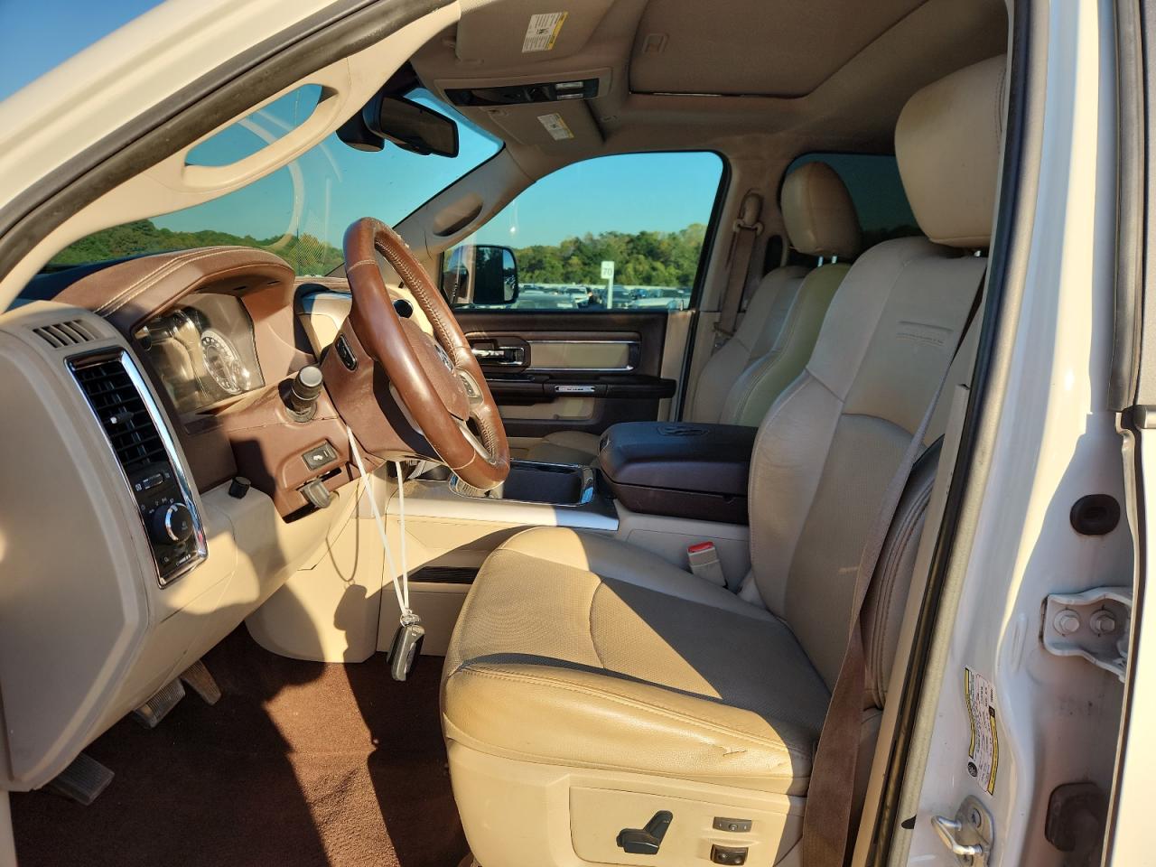 2017 Ram 2500 Laramie VIN: 3C6UR5FL5HG694091 Lot: 86986235