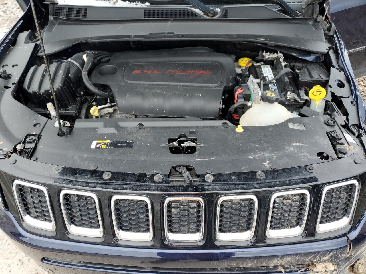 2018 Jeep Compass Latitude VIN: 3C4NJDBB7JT262000 Lot: 92691485